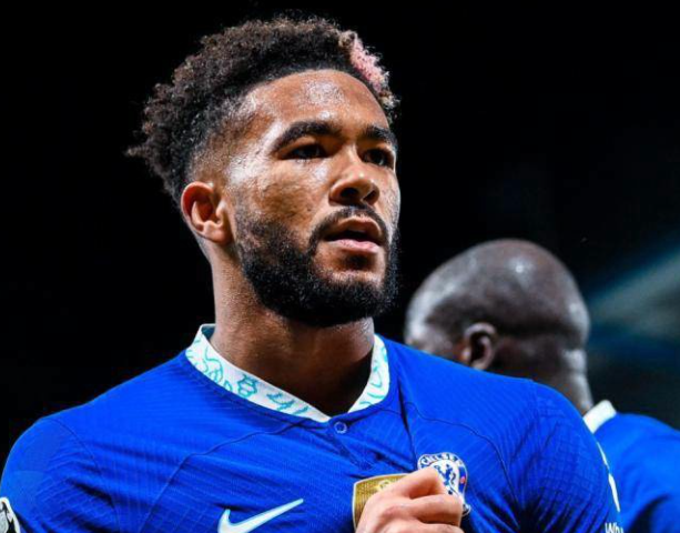 希勒盛赞里斯&middot;詹姆斯：任意球成比赛转折点