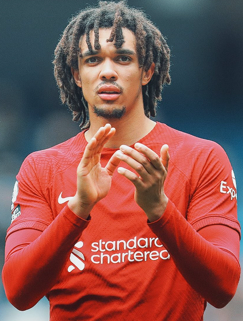 英格兰队名单变动引争议：本·怀特入选背后的逻辑与质疑